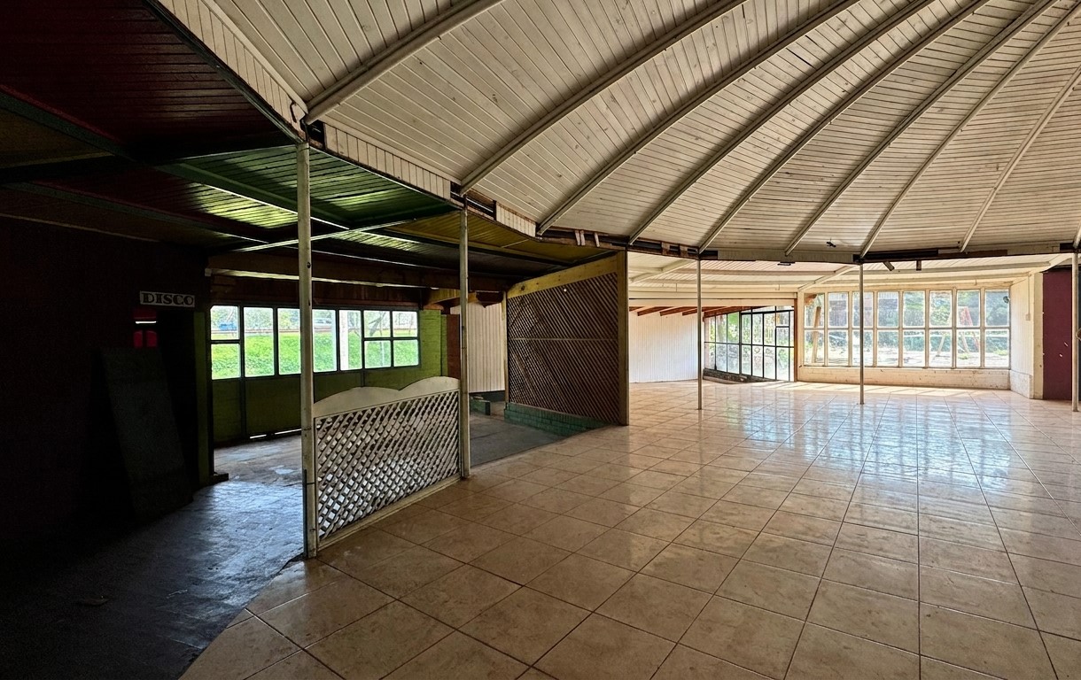 Terreno con salón de eventos en venta en Eldorado,Misiones