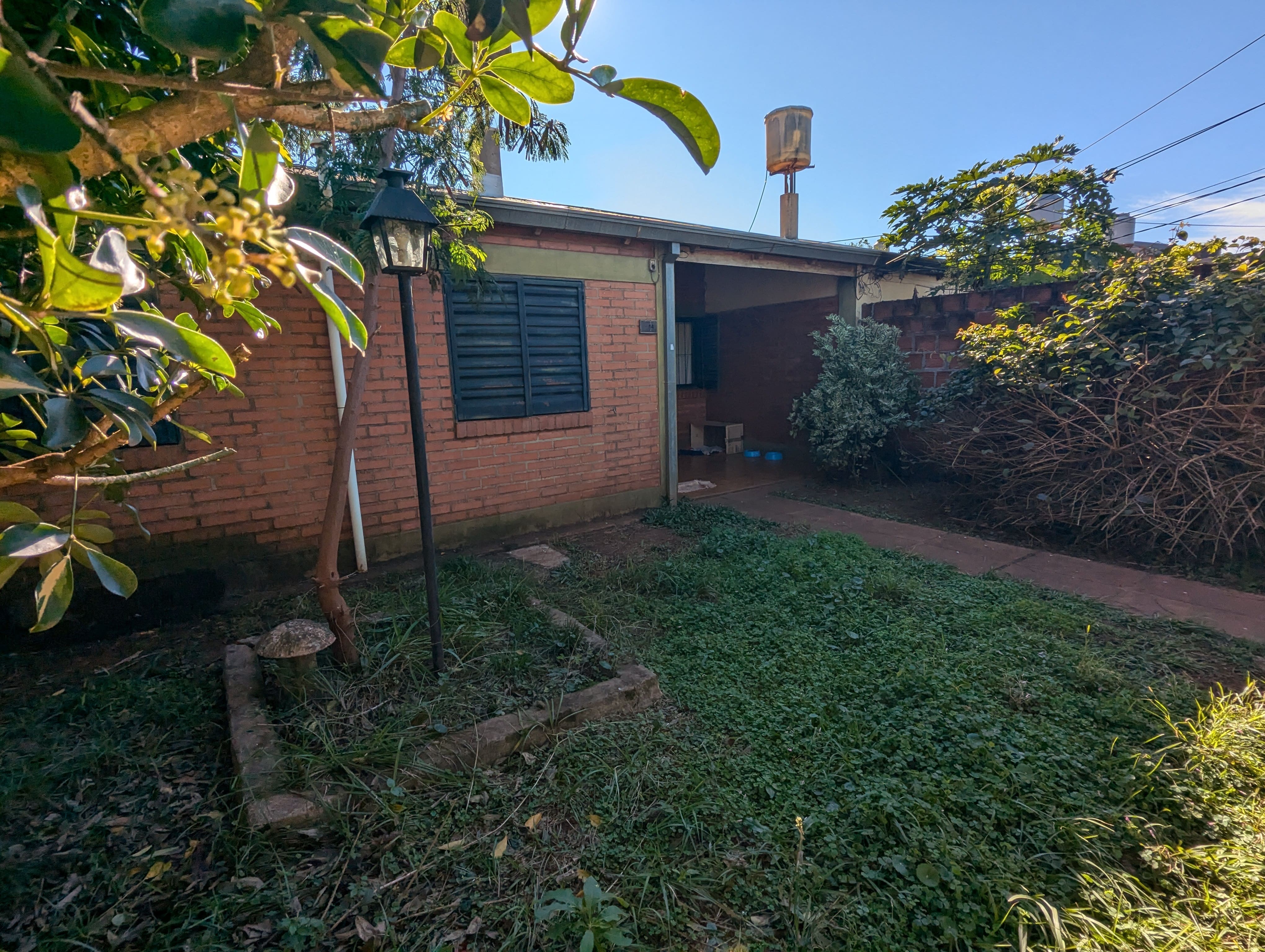 Casa en Venta - Barrio Los Lapachos