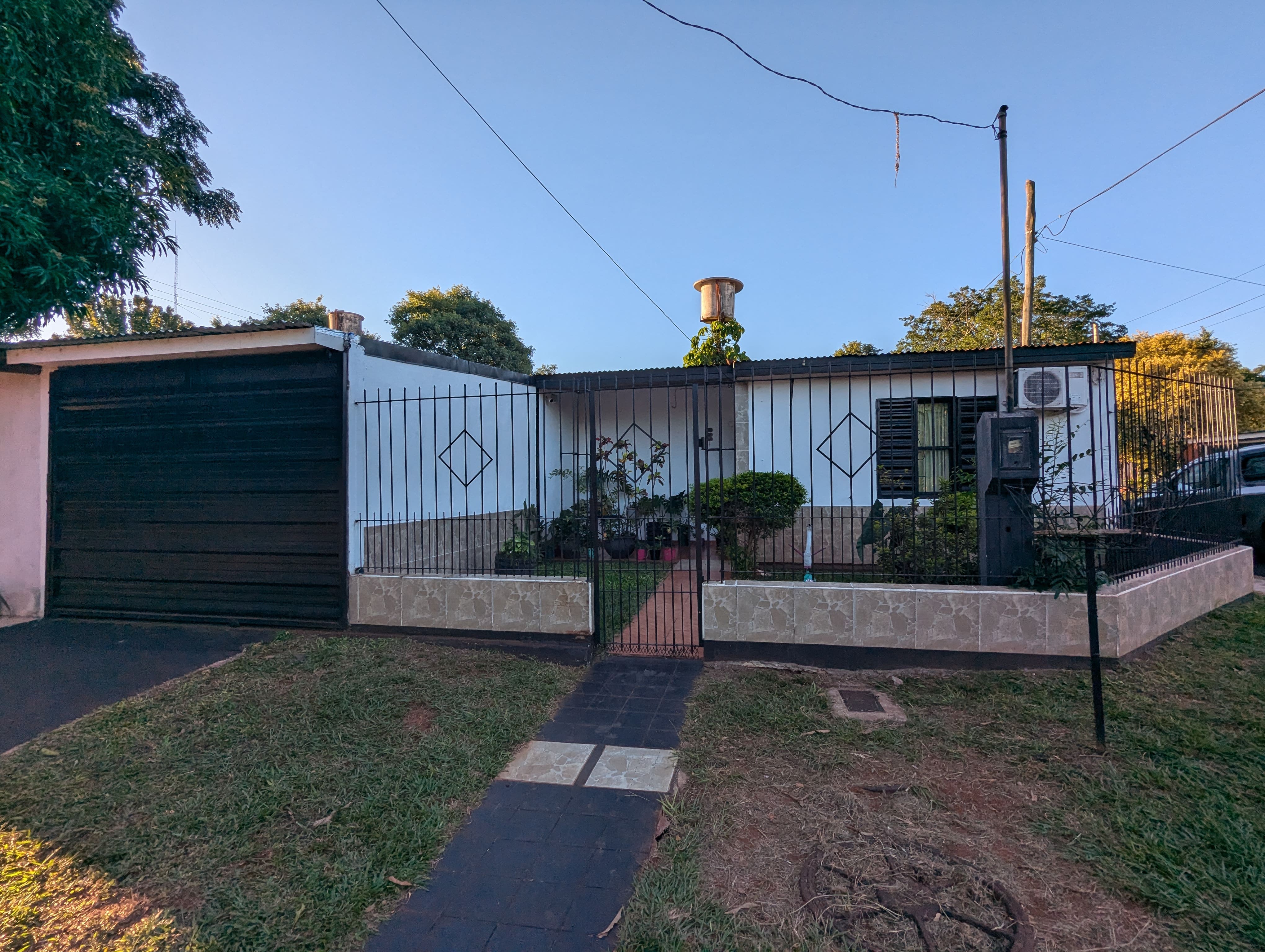 CASA EN VENTA BARRIO SANTA RITA