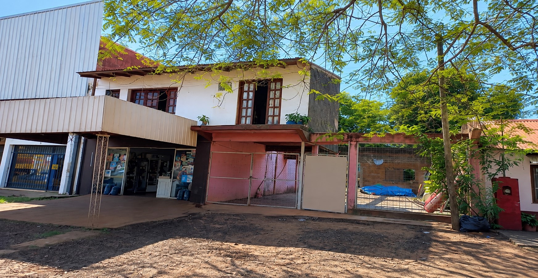 Casa con local comercial en venta en Gobernador Virasoro,Corrientes