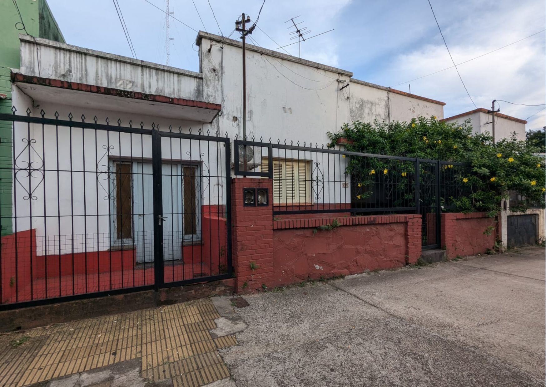 CASA A RECICLAR EN PLENO CENTRO en Posadas - Misiones