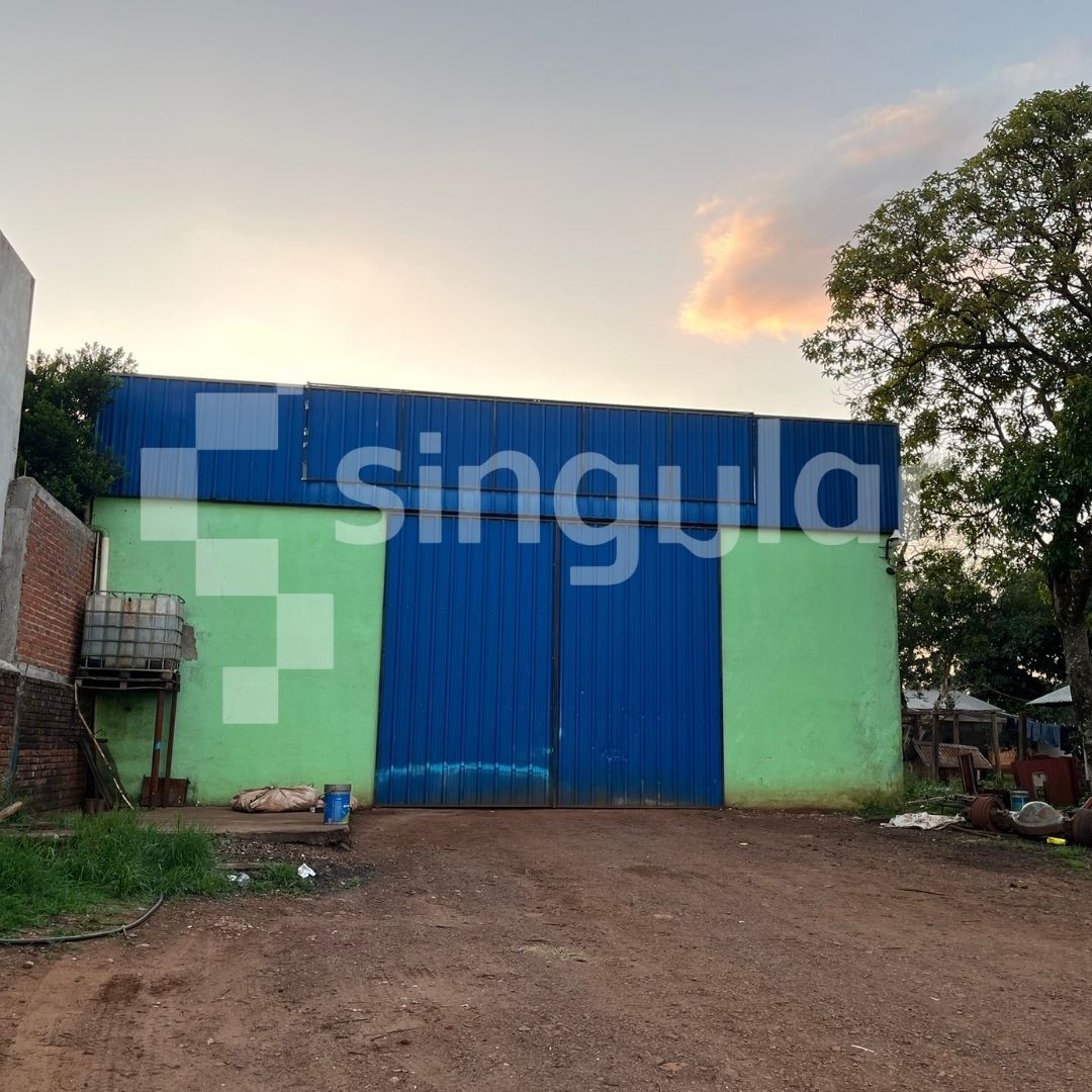 Terreno con depósito amplio  en San Vicente - Misiones