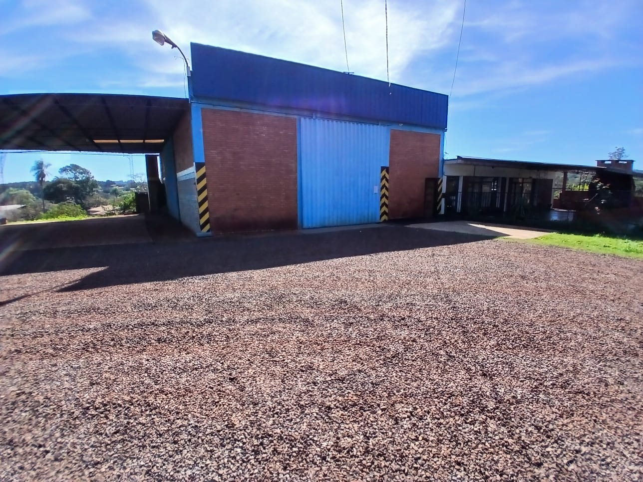 Galpon mas local en venta en Eldorado,Misiones